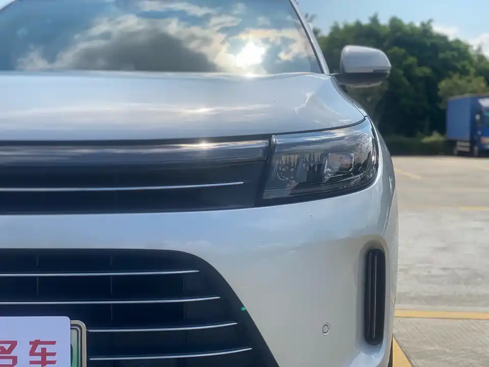 AITO Ask the world M7