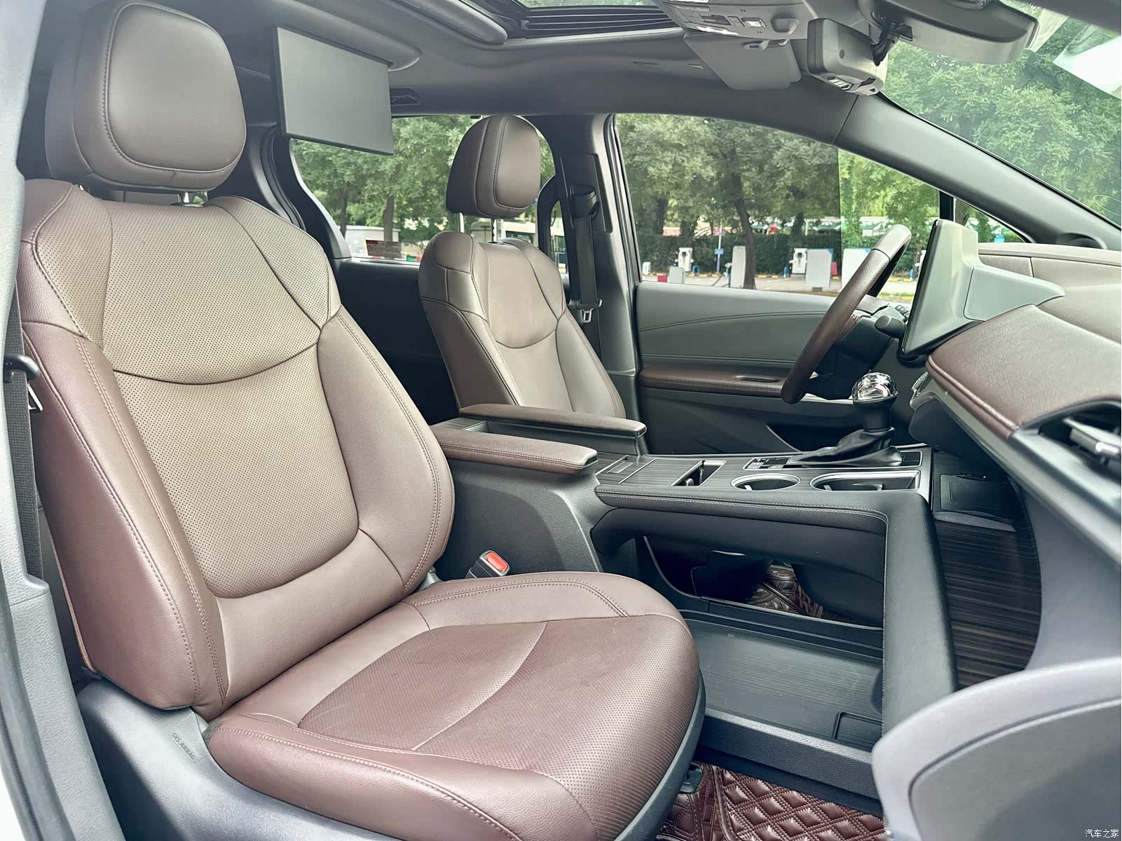 Toyota Sienna, 2023 31