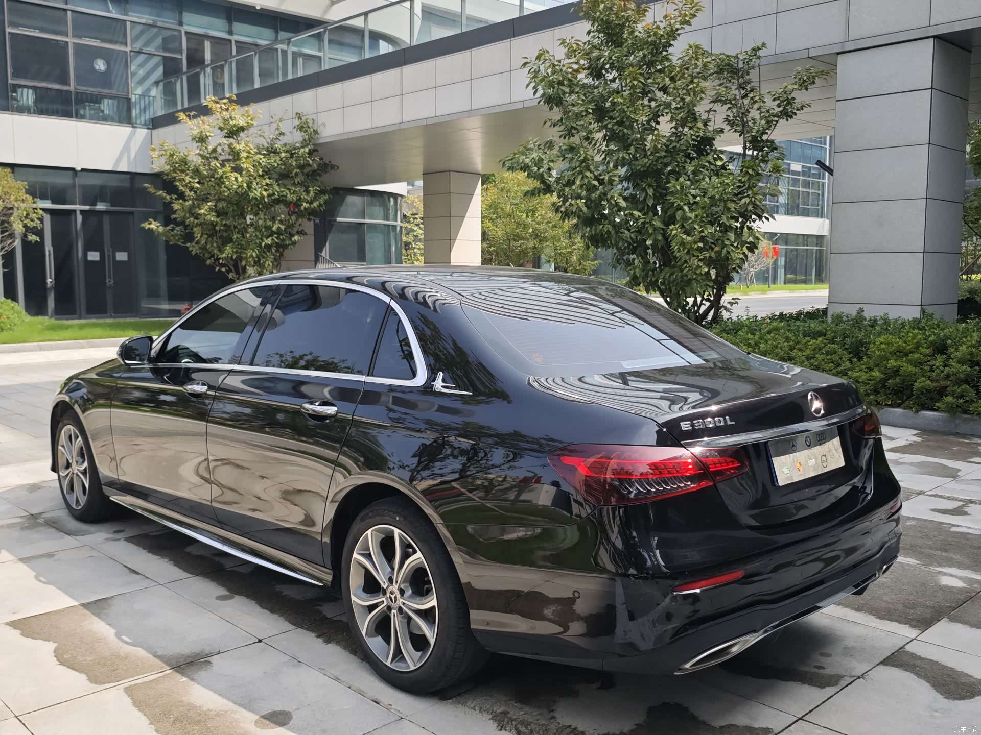 Mercedes-Benz E-Class, 2023 6