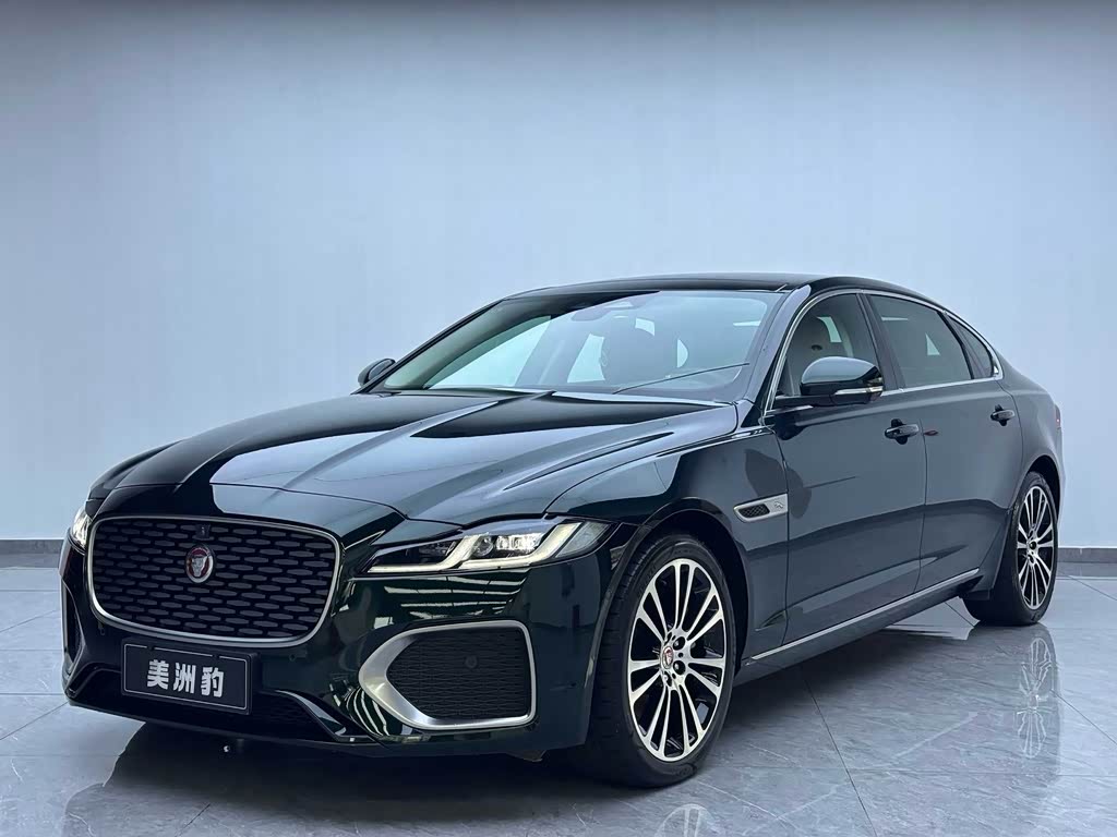 Jaguar XFL