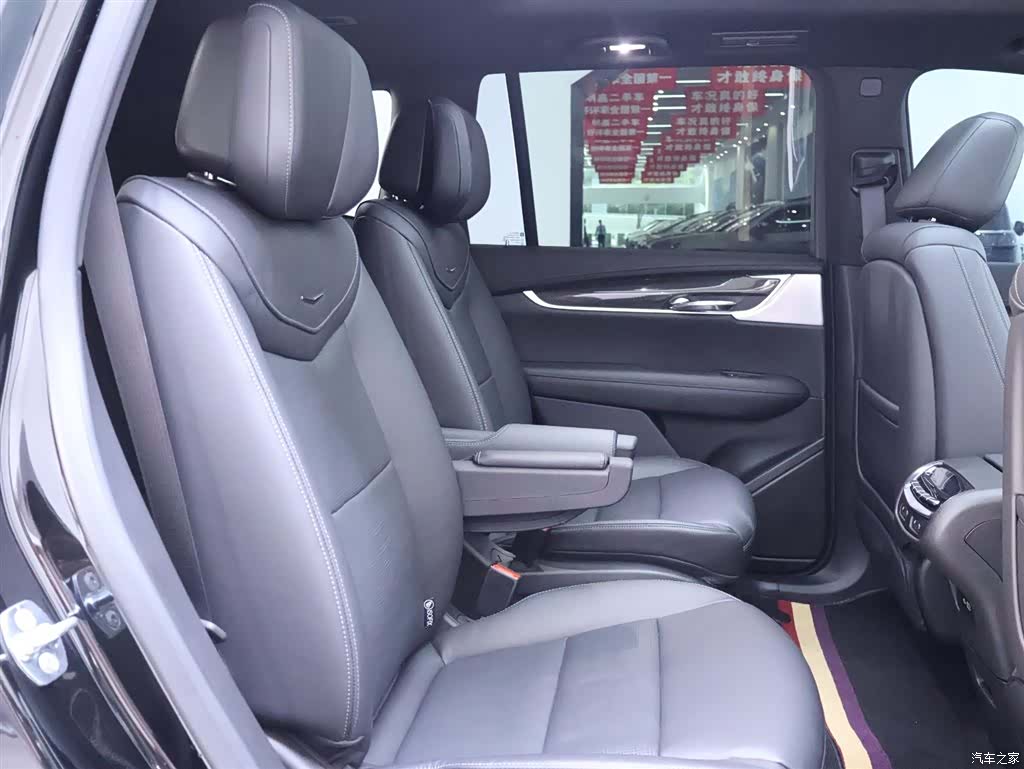 Cadillac XT6, 2025 22