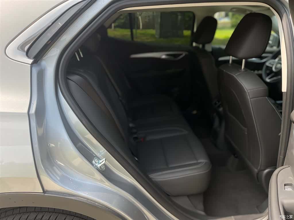 Buick Envision, 2025 15