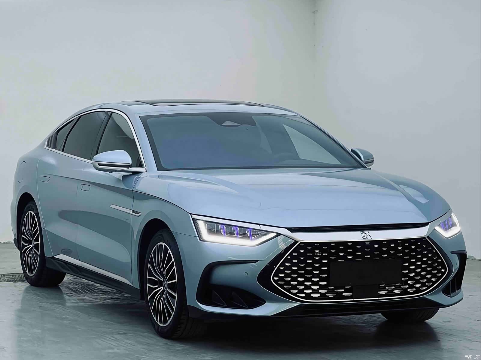 BYD Han, 2024 3