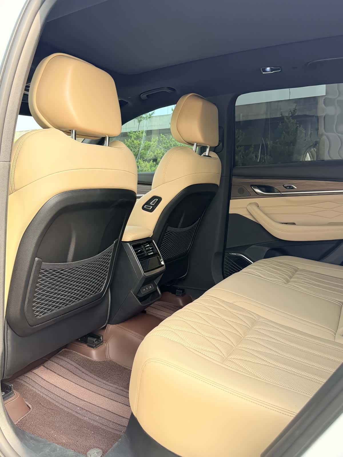 Geely Xingyue L, 2025 7