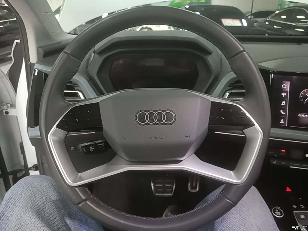 Audi Q5 e-tron, 2022 7