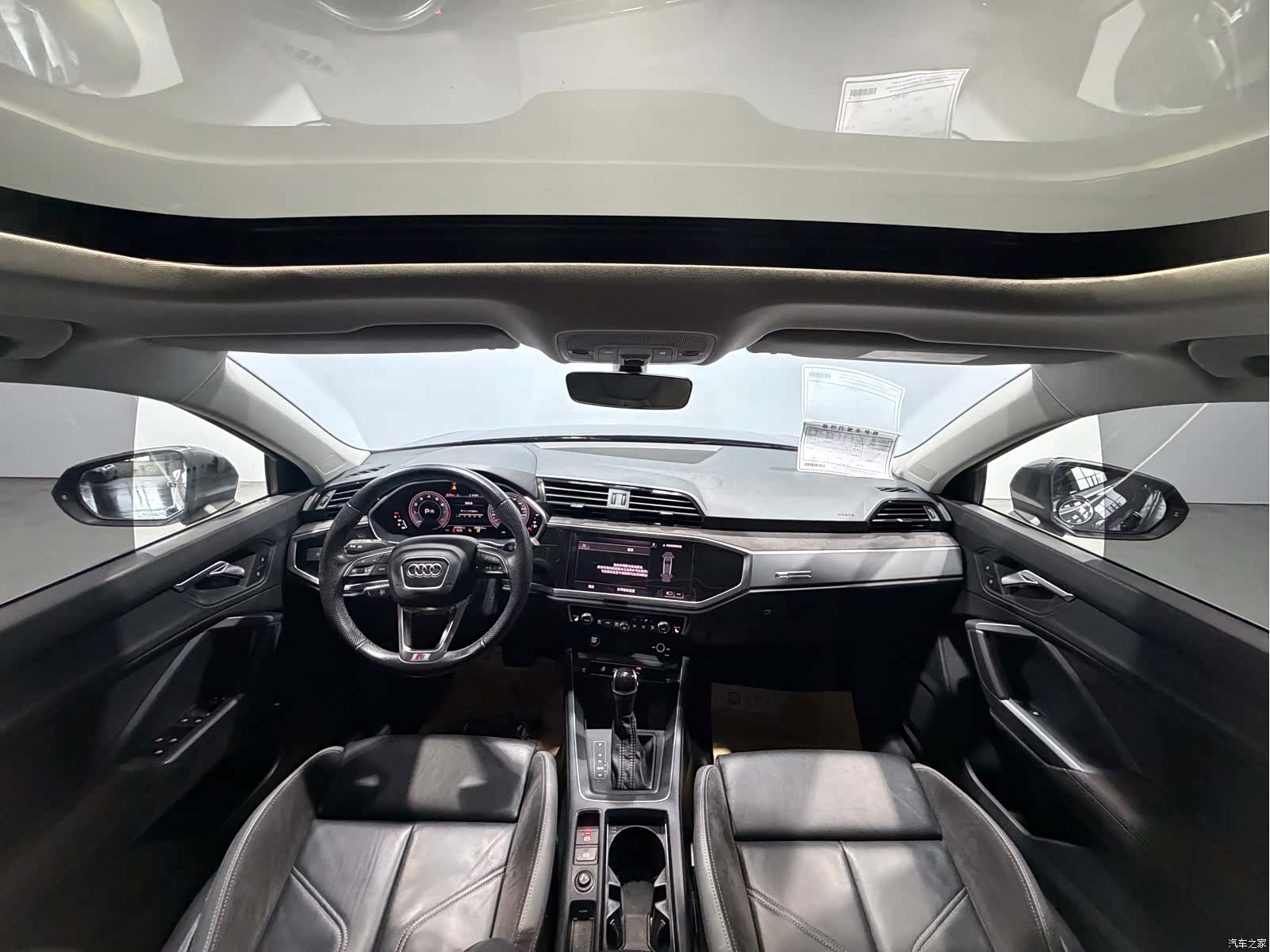 Audi Q3, 2022 19
