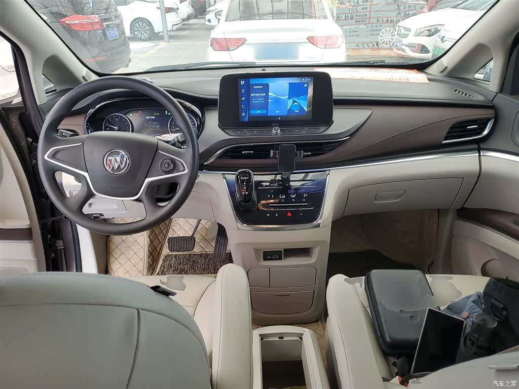 Buick GL8, 2023 6