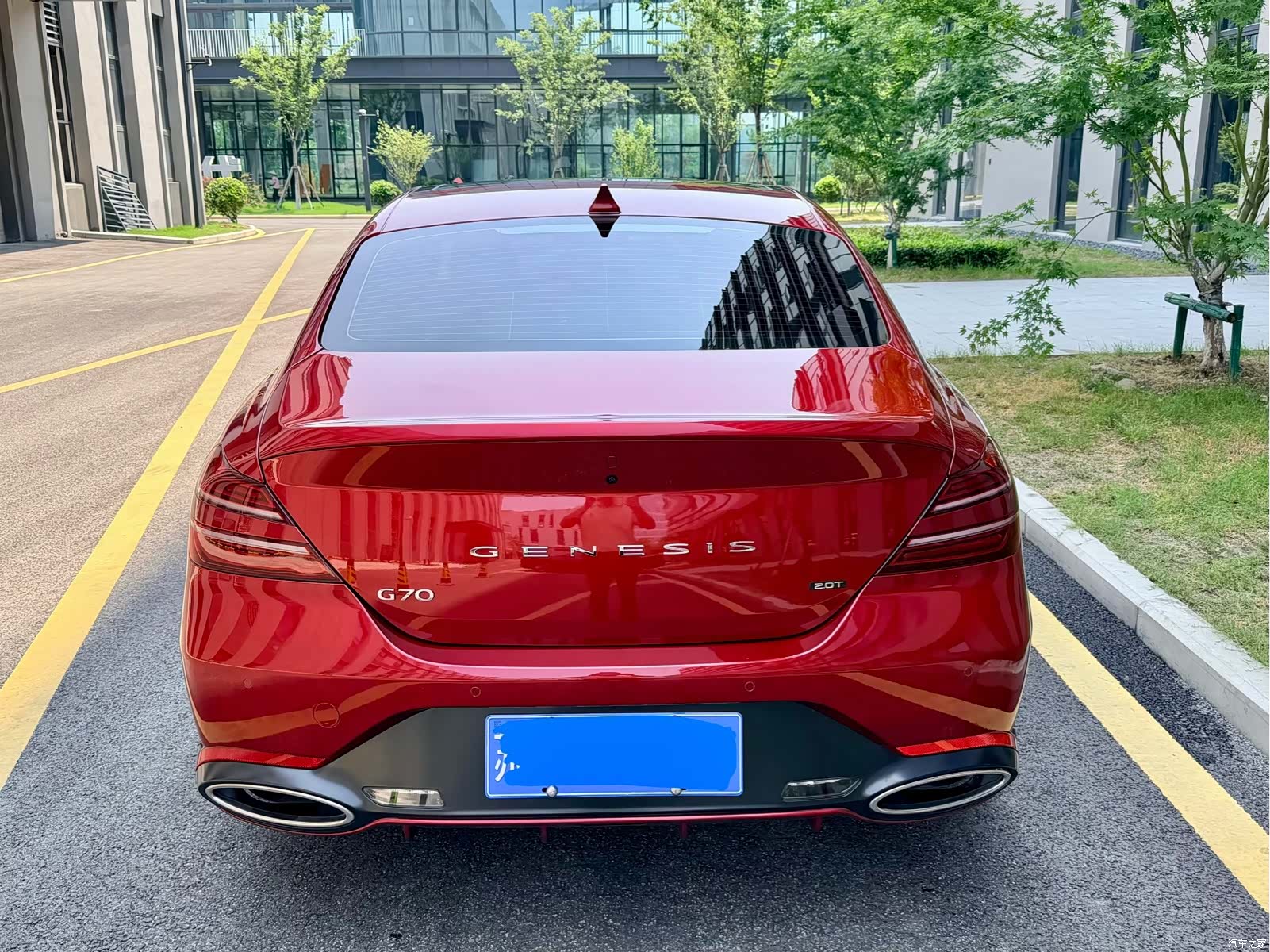 Genesis G70, 2023 4