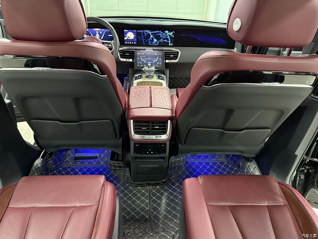 Hongqi E-HS9, 2023 14