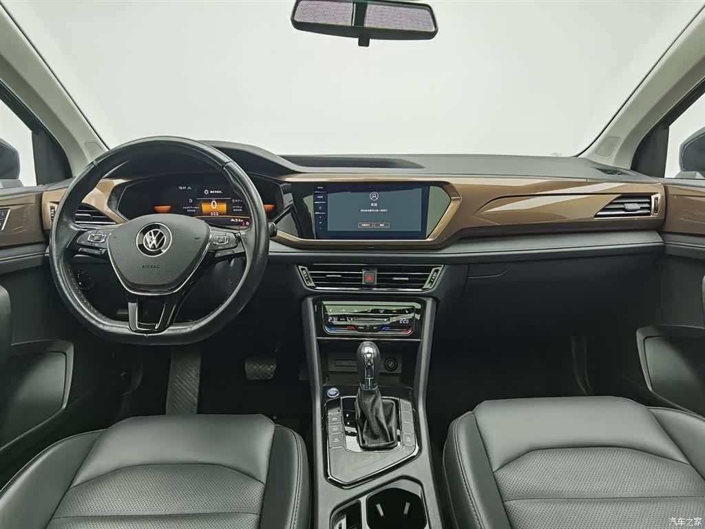 Volkswagen Tharu, 2022 все фото