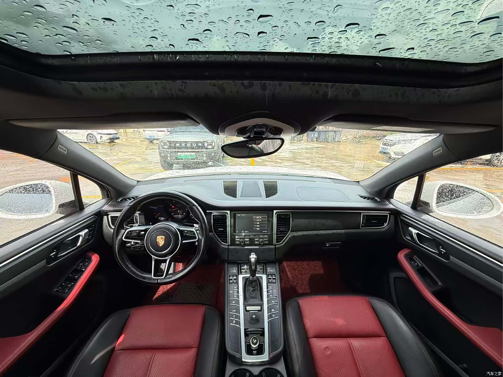 Porsche Macan, 2015 все фото