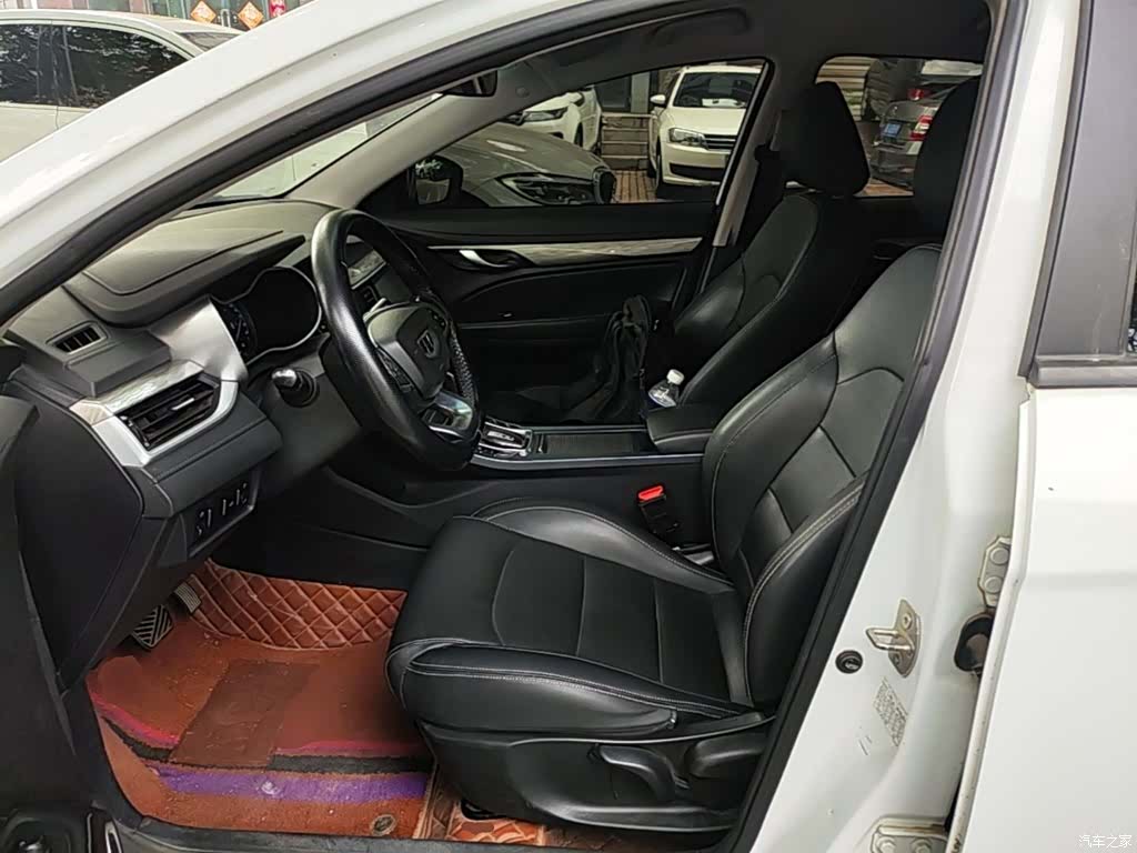 Geely Emgrand, 2019 15