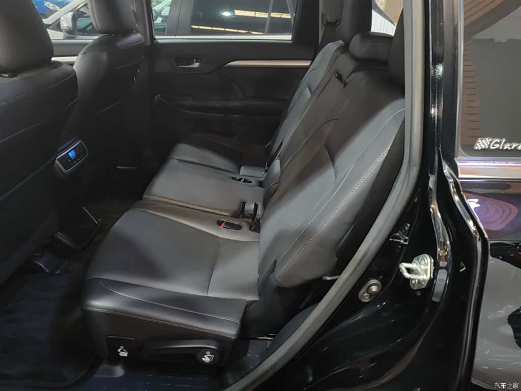 Toyota Highlander, 2016 17