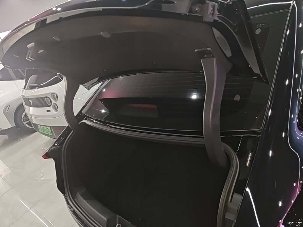 Wuling Starlight, 2025 19