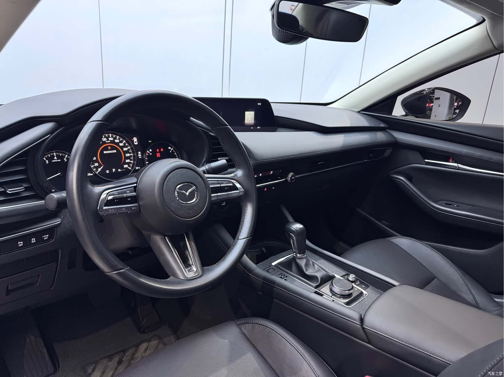 Mazda Mazda3, 2022 8