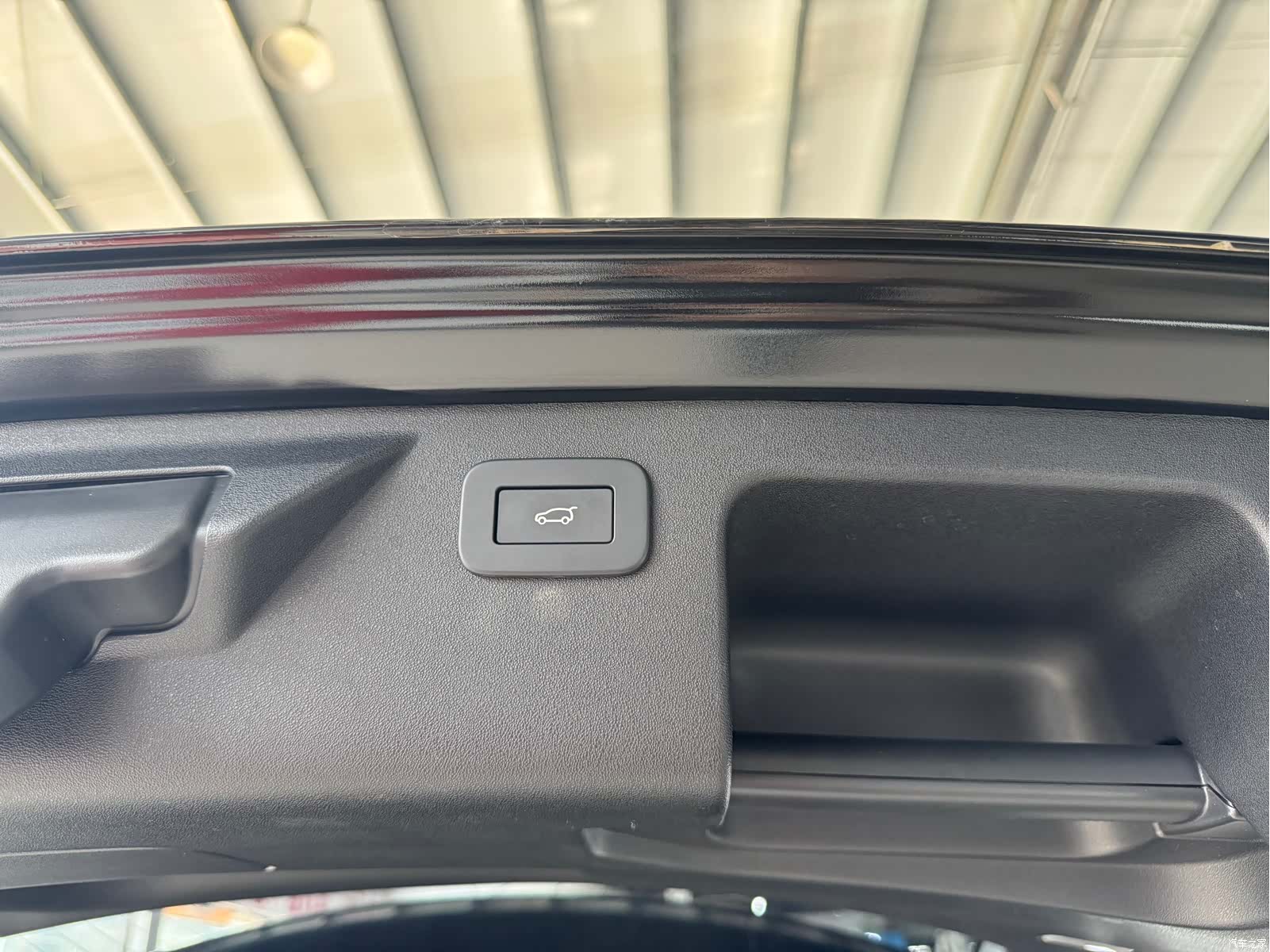 Land Rover Discovery, 2023 23