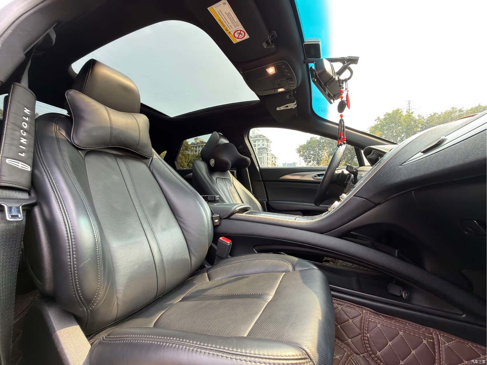 Lincoln MKZ, 2021 16