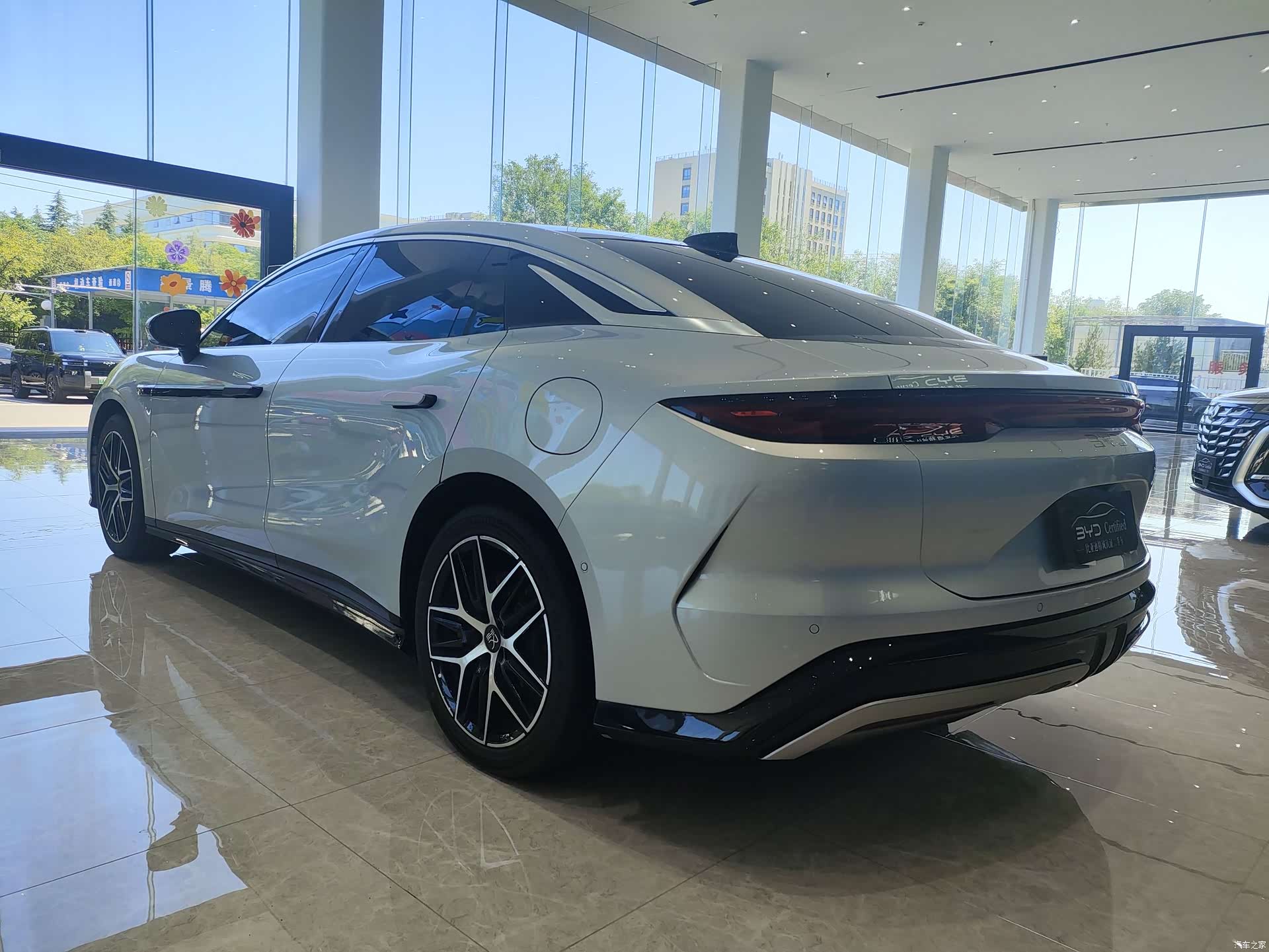 BYD Han, 2025 7