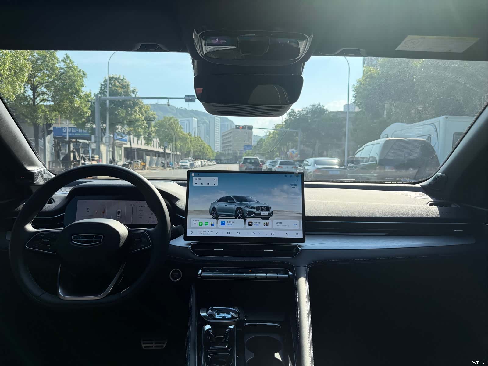 Geely Preface, 2025 15