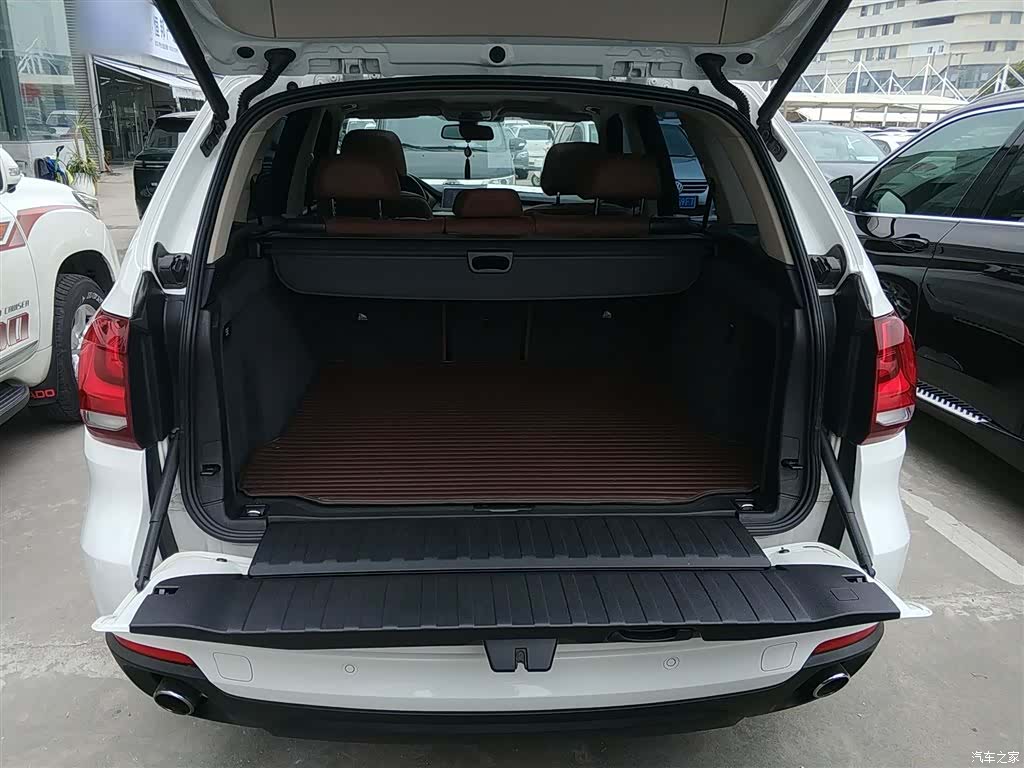 BMW X5, 2015 9