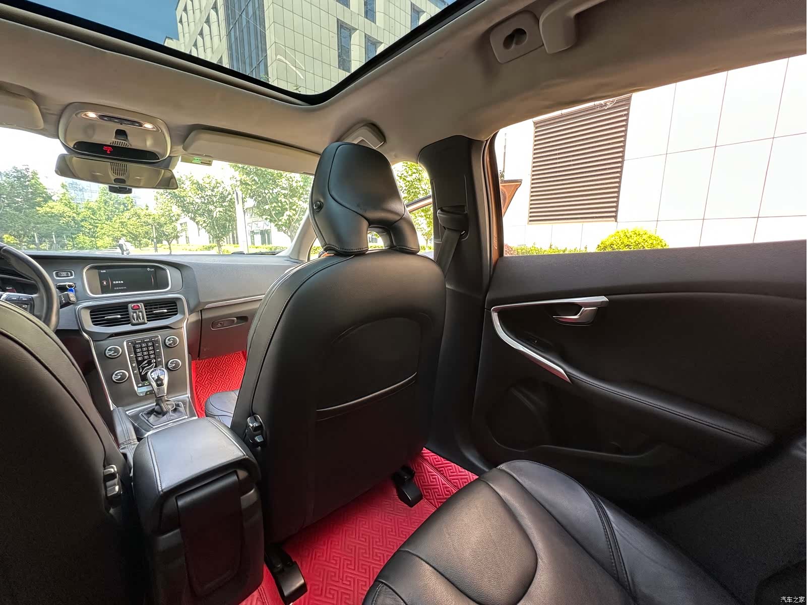 Volvo V40, 2014 14