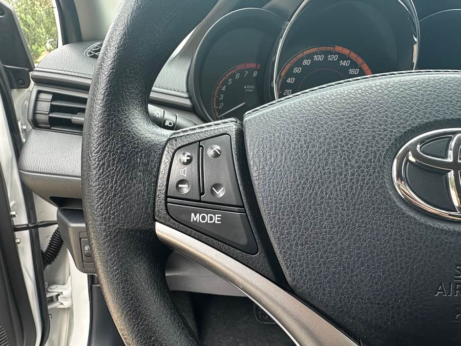 Toyota YARiS L 2022, фото 6
