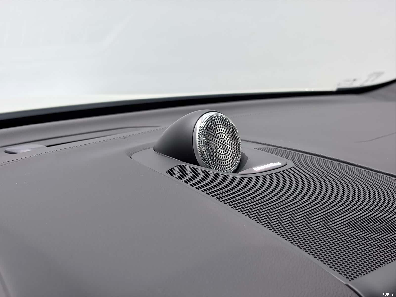 Volvo XC60, 2024 13