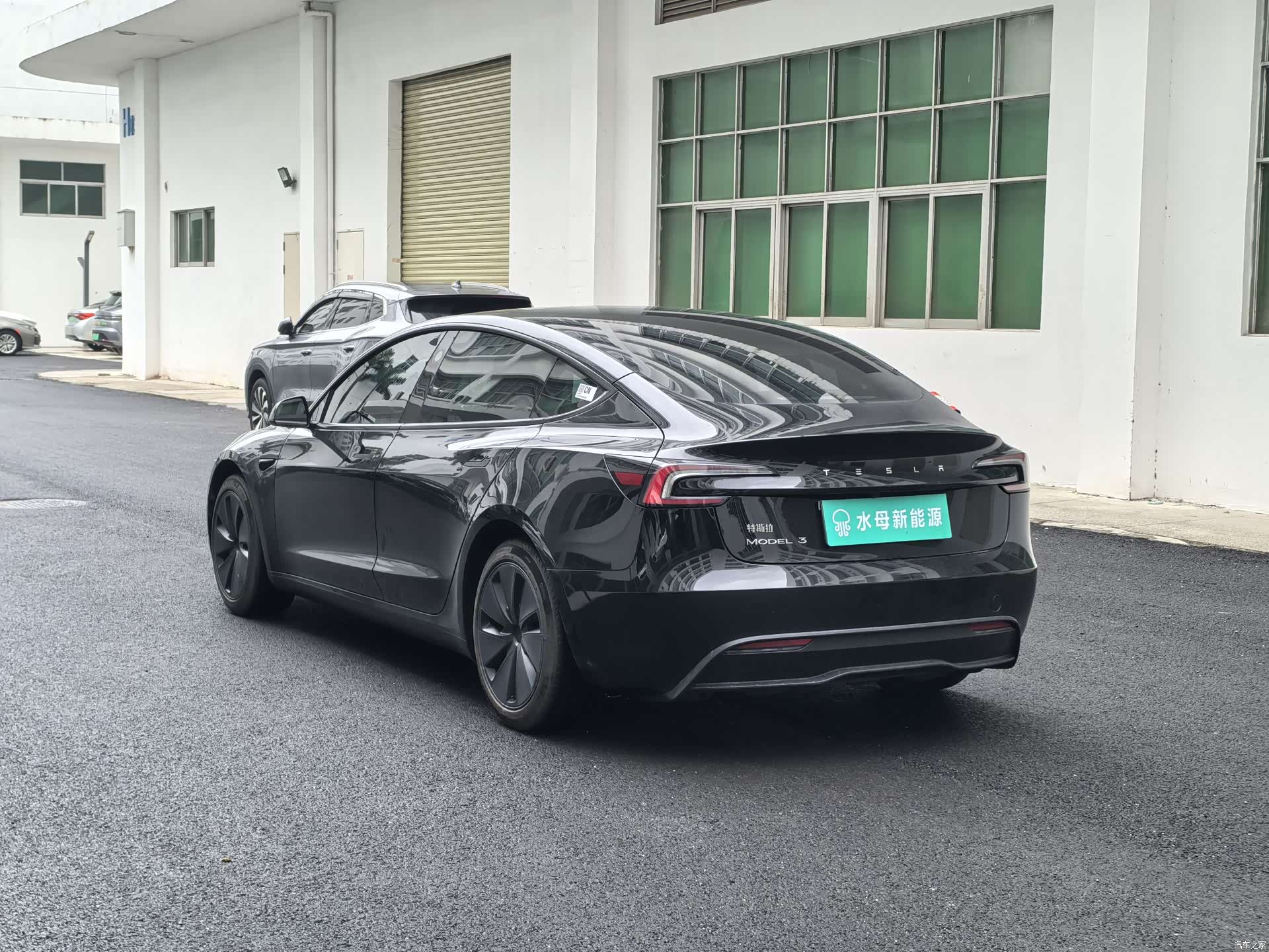 Tesla Model 3, 2024 8