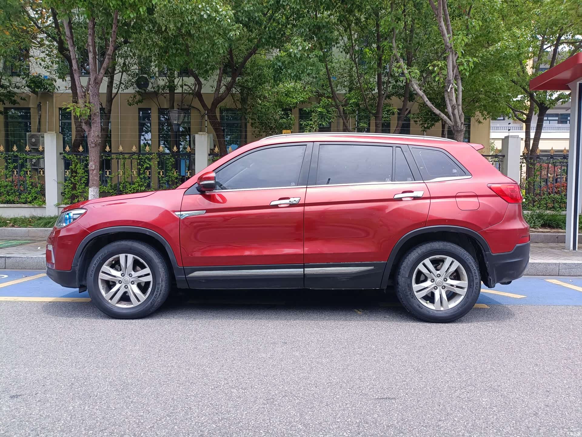 Changan CS75, 2016 3