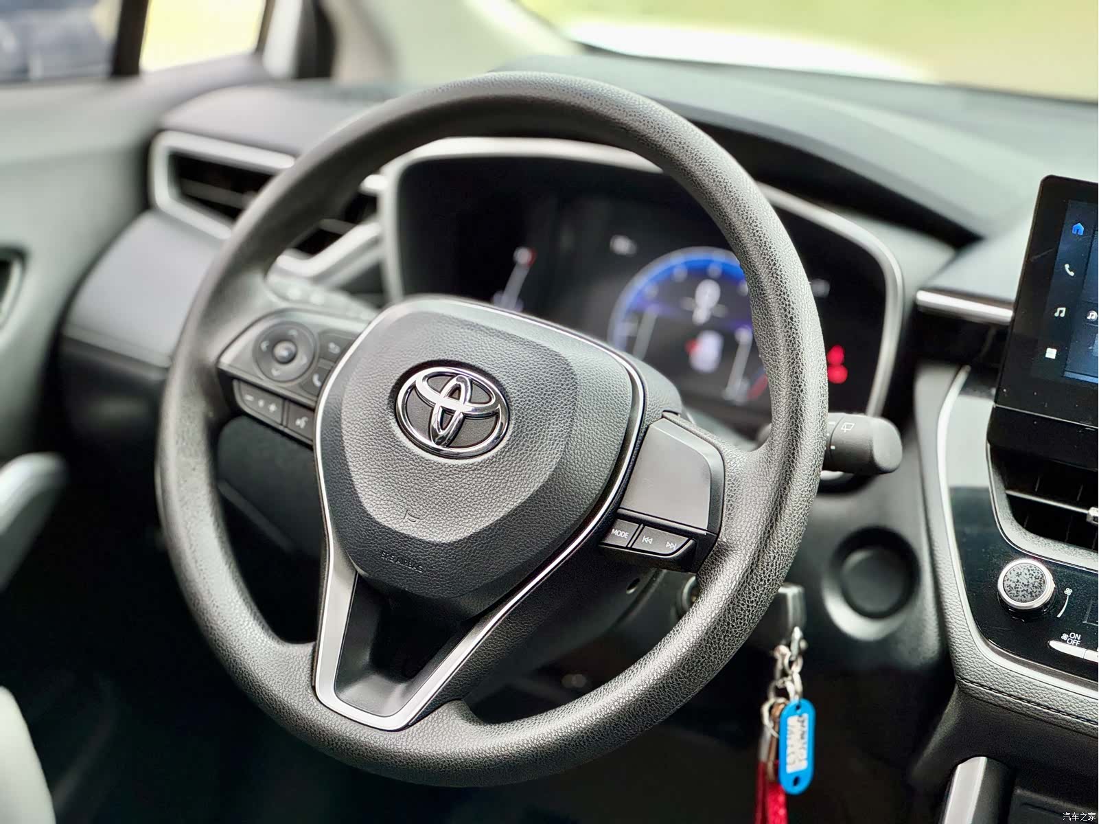 Toyota Frontlander, 2025 16