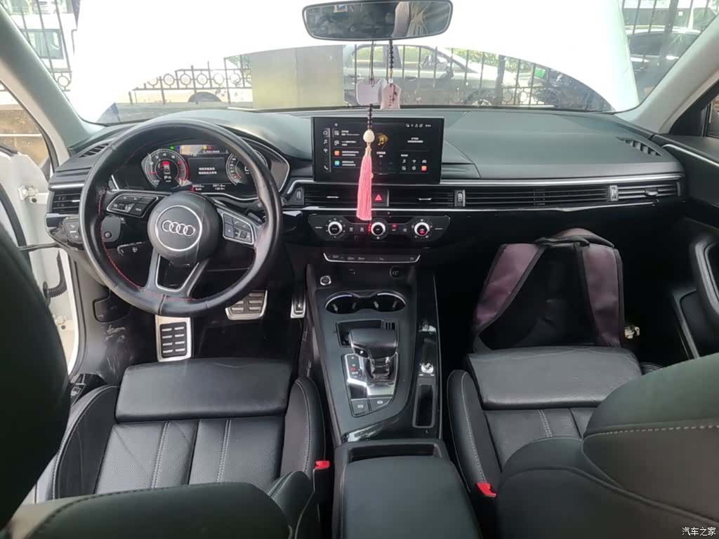 Audi A4L, 2022 10