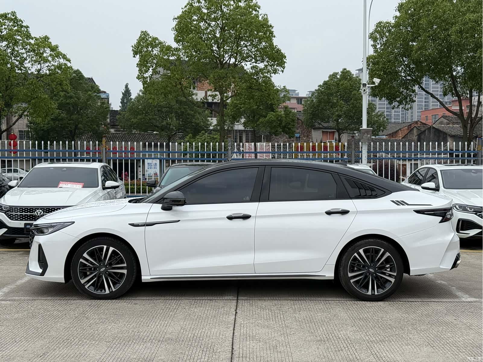 Chery Arrizo 8, 2024 4