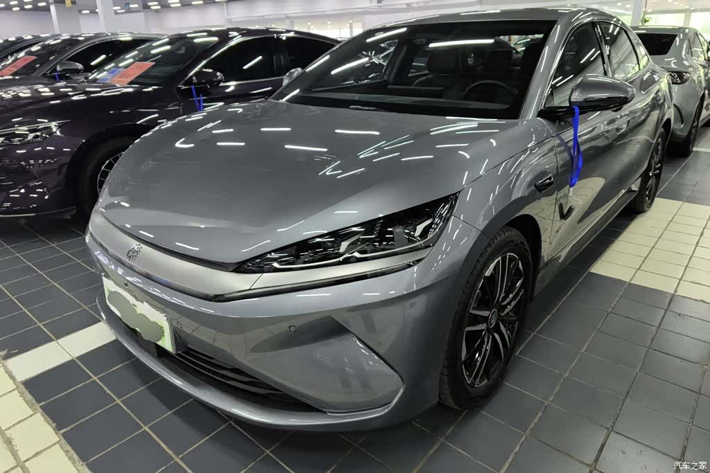 BYD Qin, 2025 1