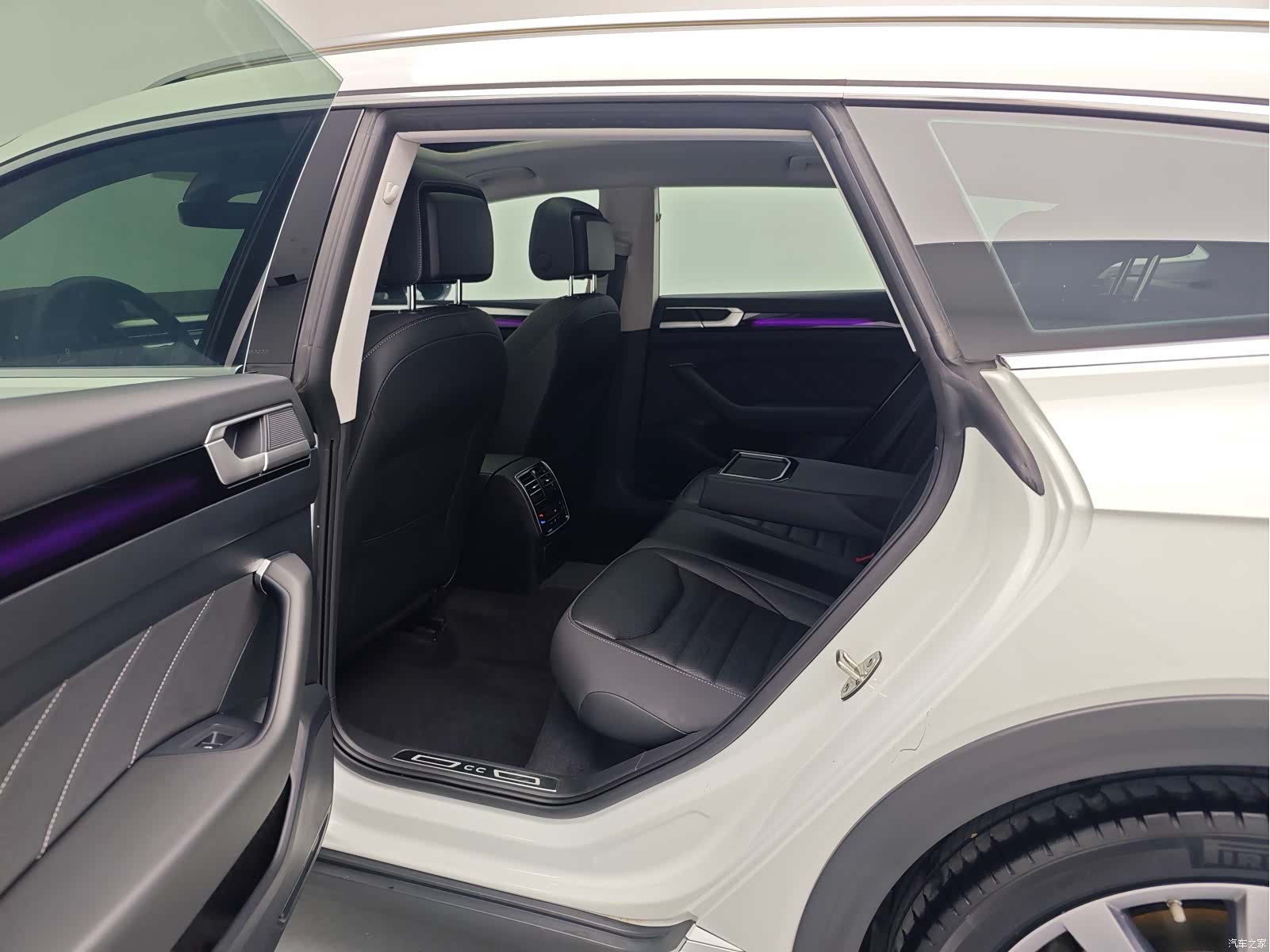 Volkswagen CC, 2024 16
