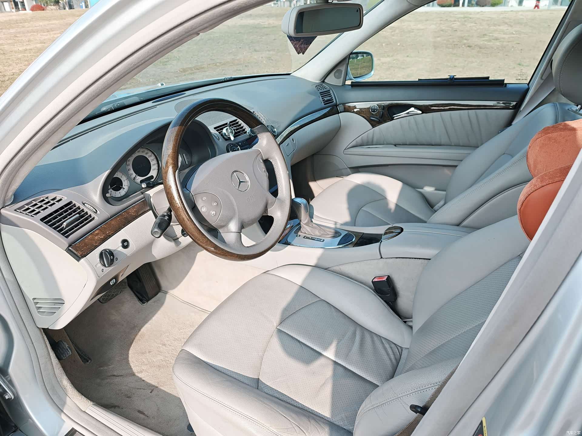 Mercedes-Benz E-Class, 2006 4