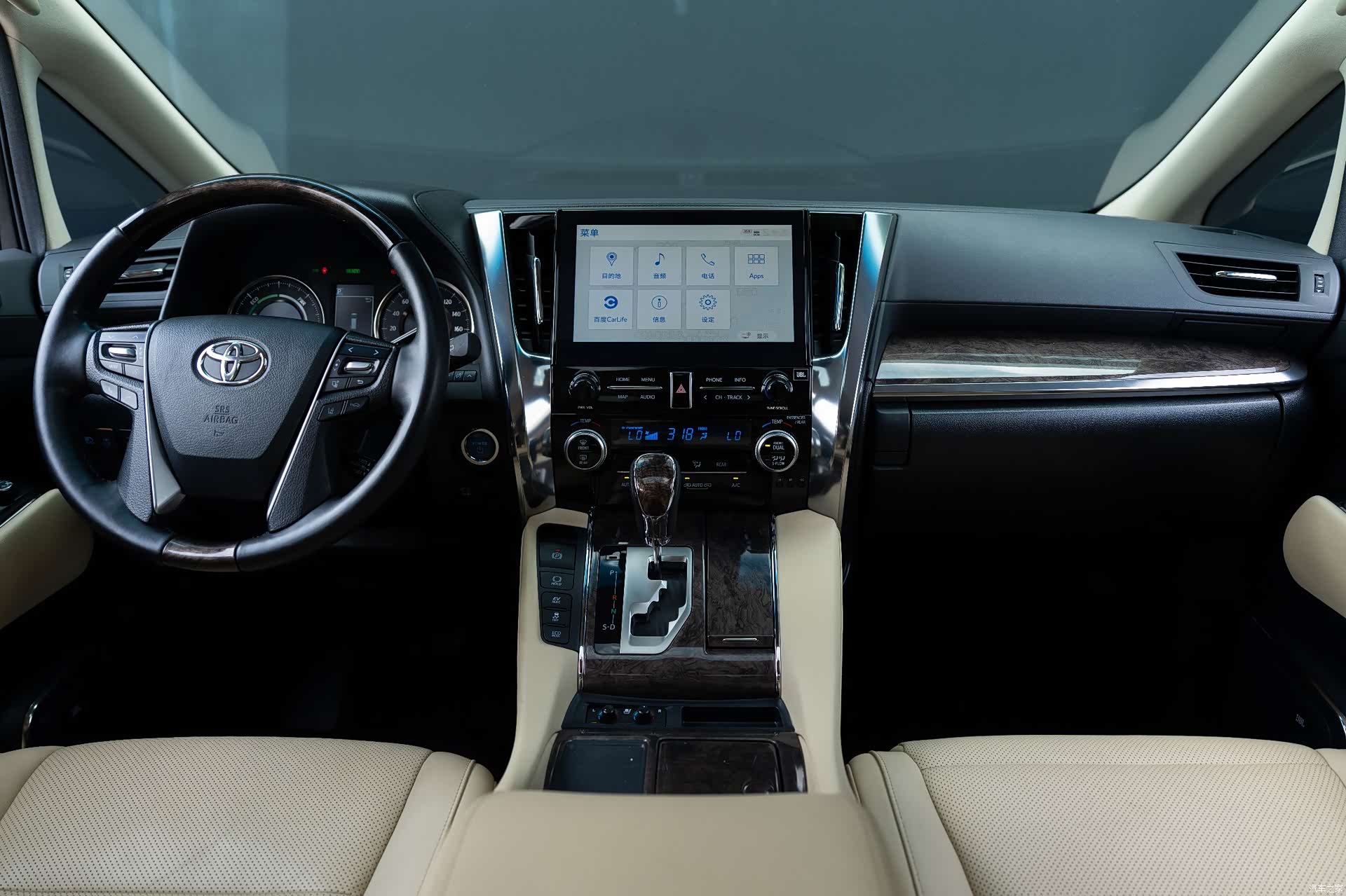 Toyota Alphard, 2022 7