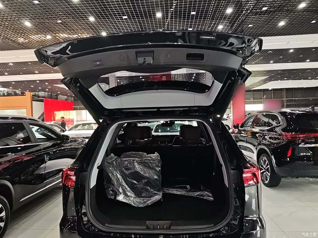 Chery Tiggo 8, 2024 16