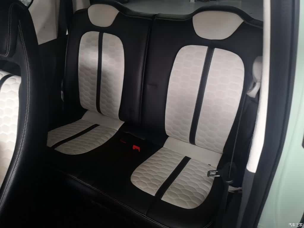 Wuling MINIEV, 2022 17