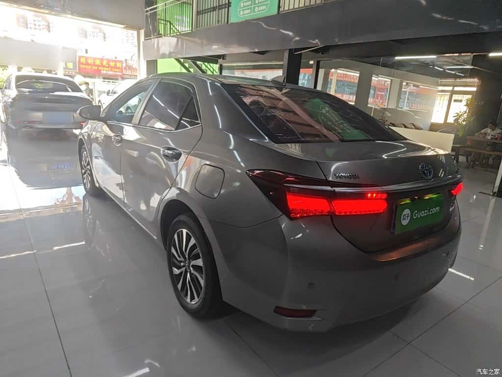 Toyota Corolla, 2018 все фото