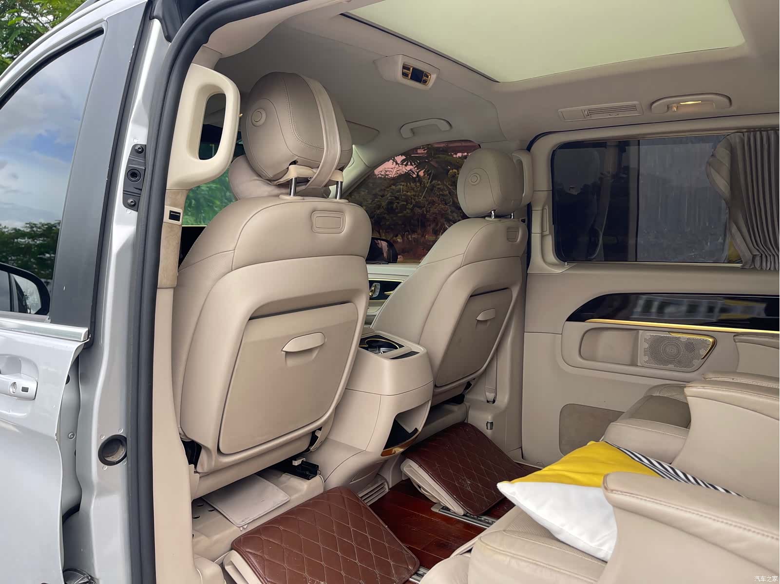 Mercedes-Benz V-Class, 2017 24