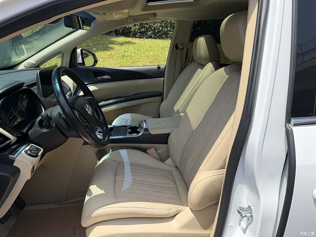 Buick GL8, 2023 8