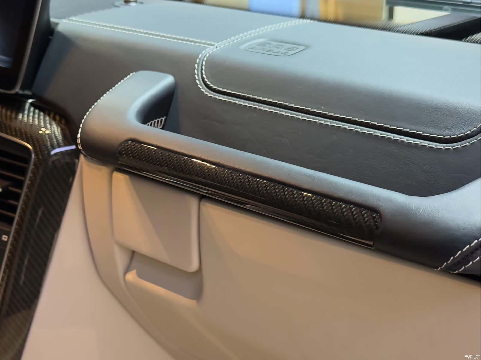 Mercedes-Benz G-Class, 2018 32