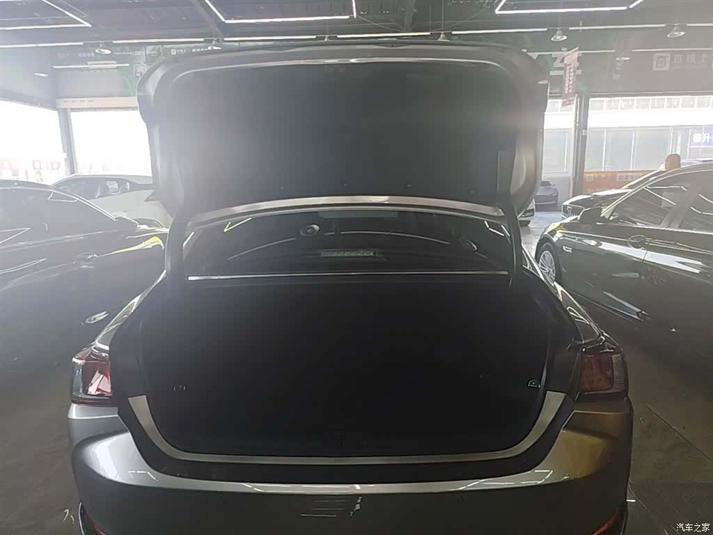 Lexus ES, 2023 19