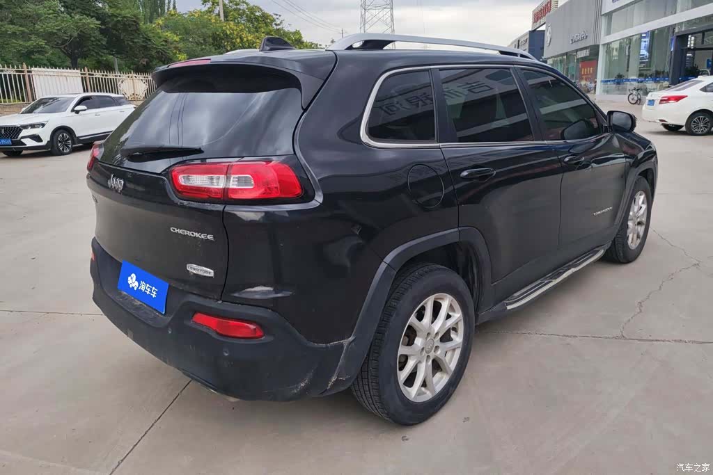Jeep Cherokee, 2016 3