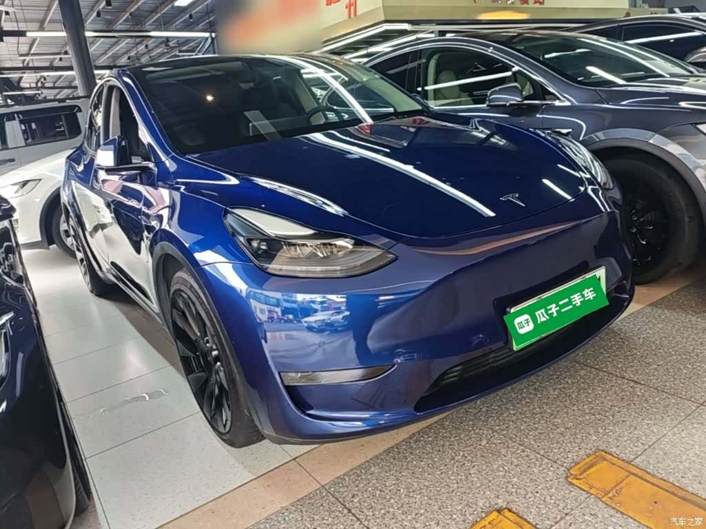 Tesla Model Y, 2021 4