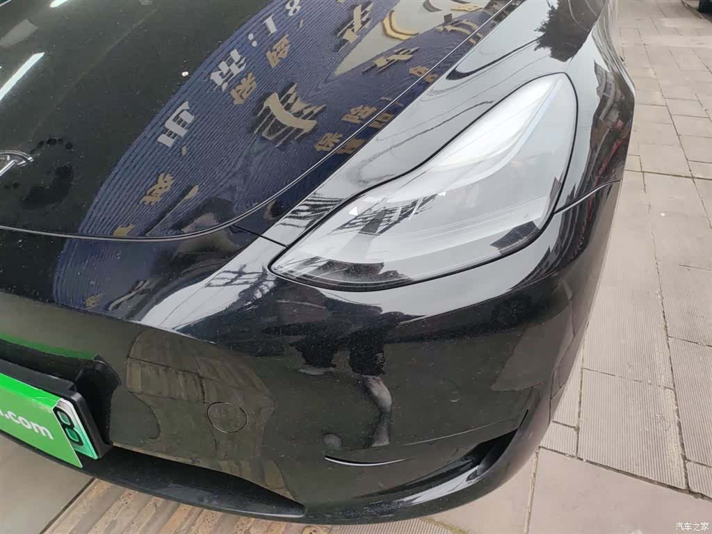 Tesla Model Y, 2022 3