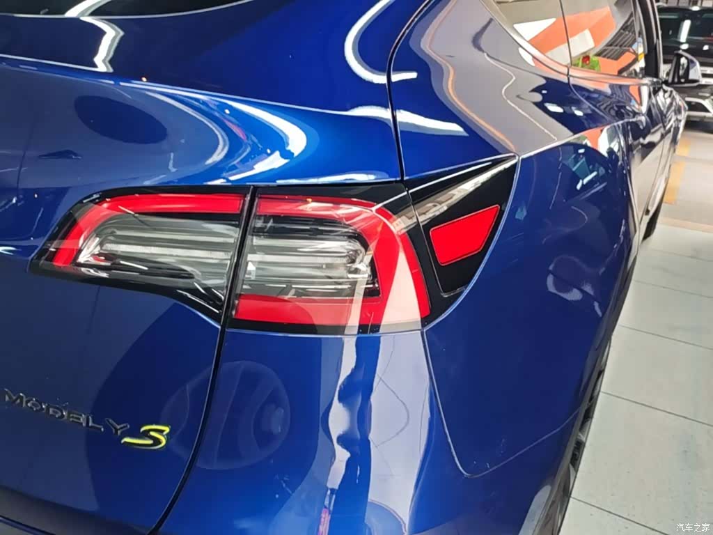 Tesla Model Y, 2021 8