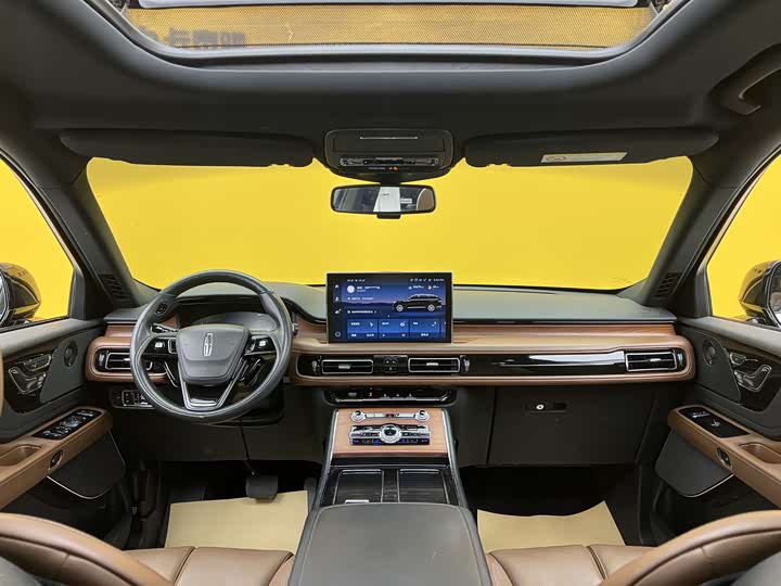 Lincoln Aviator, 2022 года фото 15