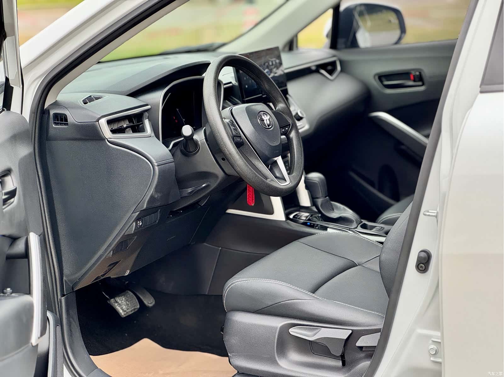 Toyota Frontlander, 2025 13