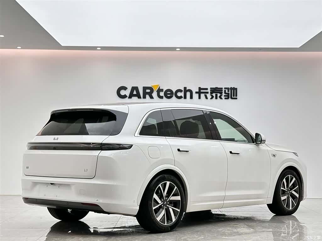 Li Auto L7, 2023 все фото